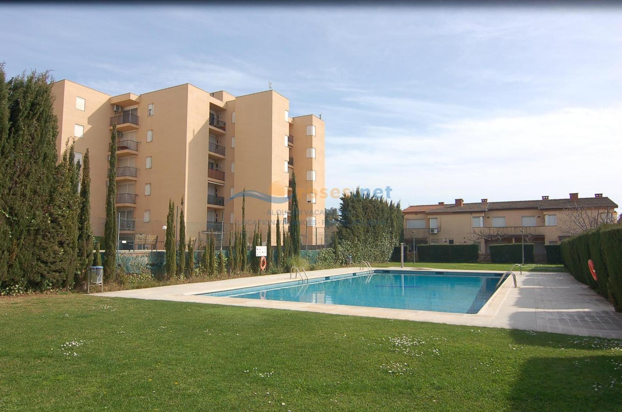 Rnet - Port Estrella 8 Villa Roses Exterior photo